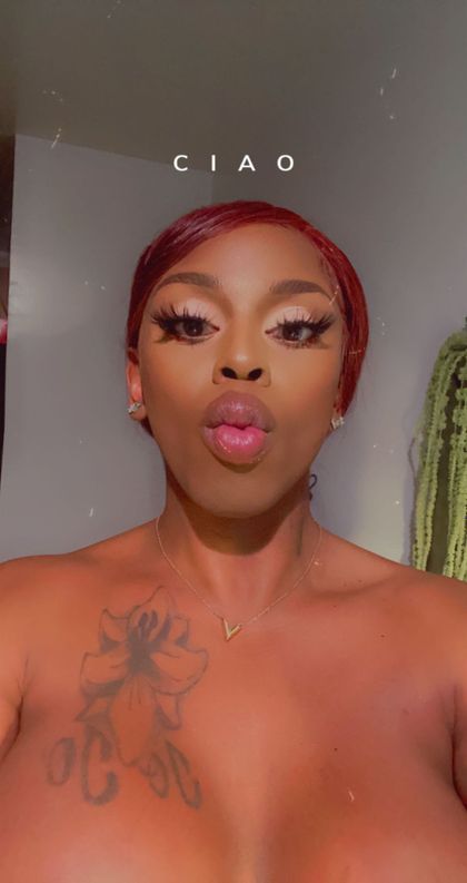 tsangelinajolee OnlyFans picture