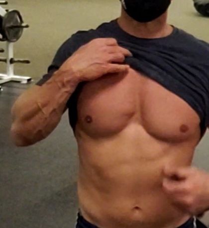 two4fun8 OnlyFans picture