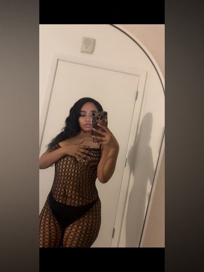 theprettyaliza OnlyFans picture