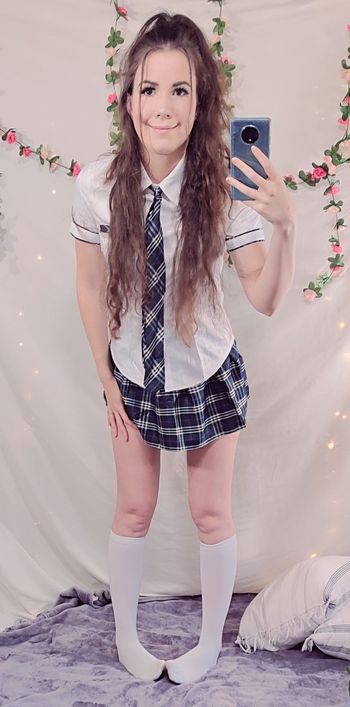How to Access princessrosea69 OnlyFans Profile For FREE (2024