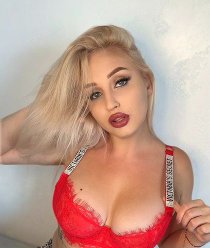 suzie_sweetpeach OnlyFans picture