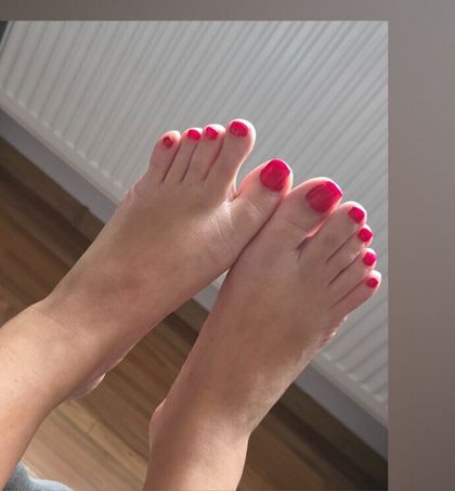 prettytoesgiulia OnlyFans picture