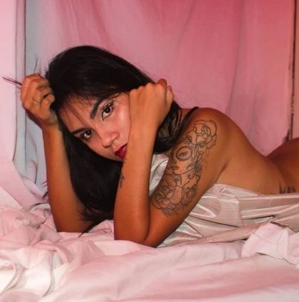 lolazm OnlyFans picture