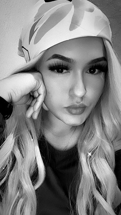 itzelllg OnlyFans picture