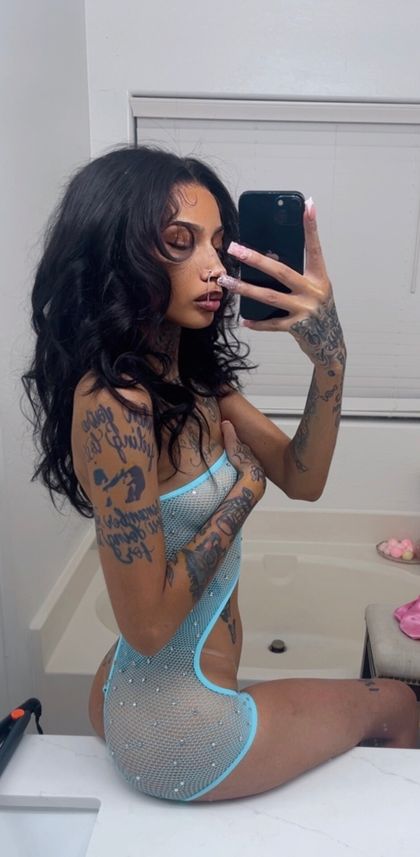 sunhiinebaby OnlyFans picture