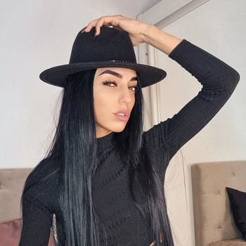 lorenpetite OnlyFans - Free Trial - Photos - Socials | FansMetrics.com