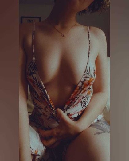 oleander_tea OnlyFans picture