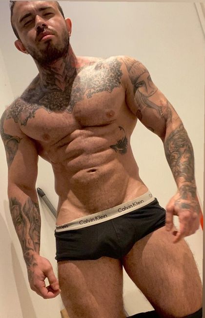 danielcadengue OnlyFans picture