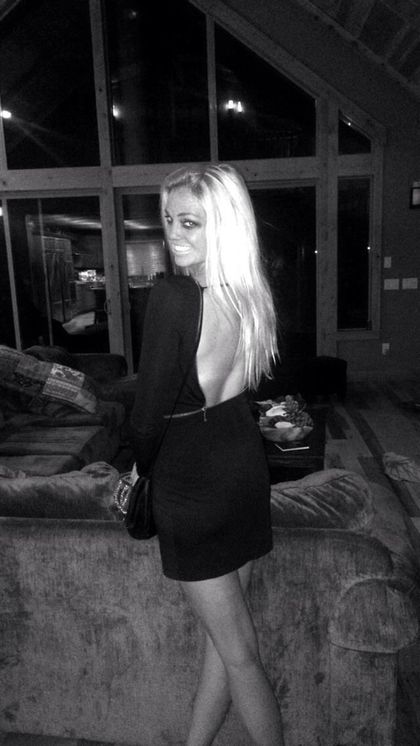 nowherenoelle OnlyFans picture