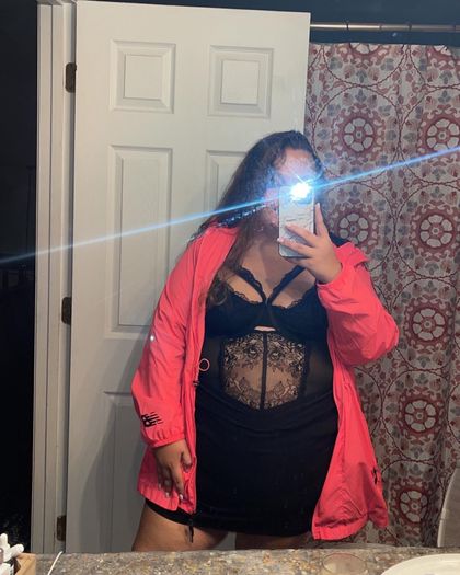 lilmommalil OnlyFans picture