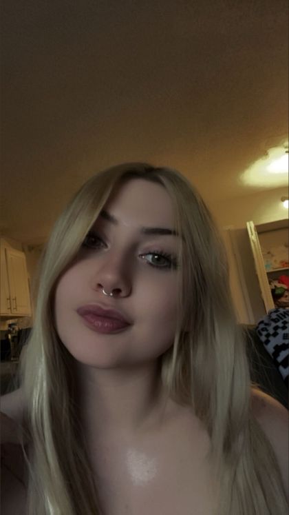 innocent_ivy0 OnlyFans picture