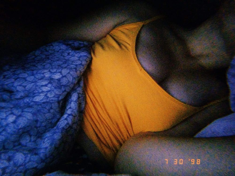 ele1610 OnlyFans profile picture