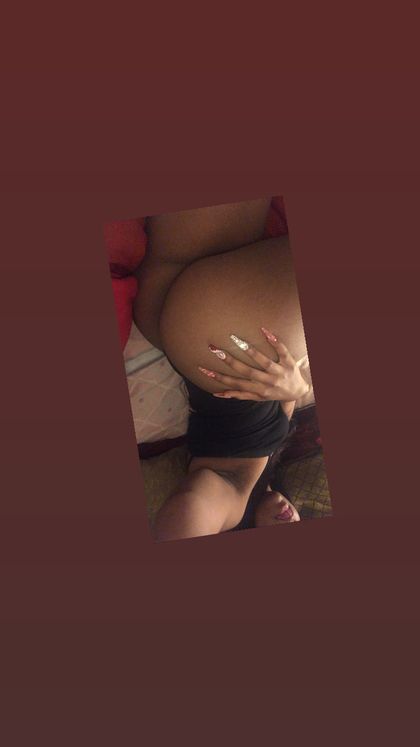 diamondbratt OnlyFans picture