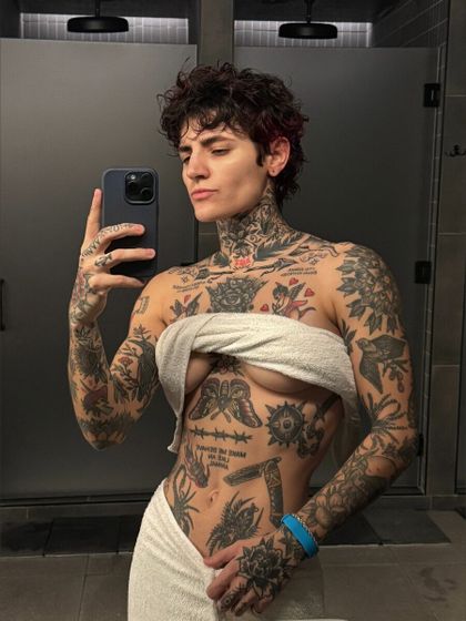 aka.v OnlyFans picture