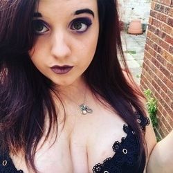 daisydom19 OnlyFans picture