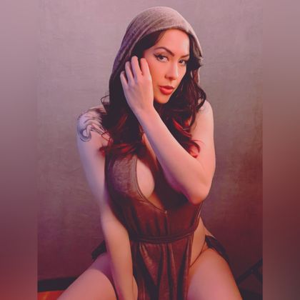 lanayuenreviews OnlyFans picture