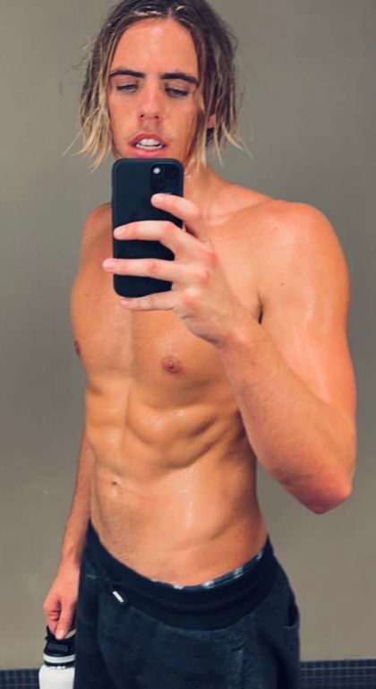 ryan.crimson OnlyFans picture