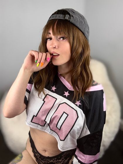 cherry_valentine_main OnlyFans picture