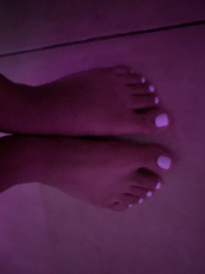 prettytoes1121 OnlyFans picture
