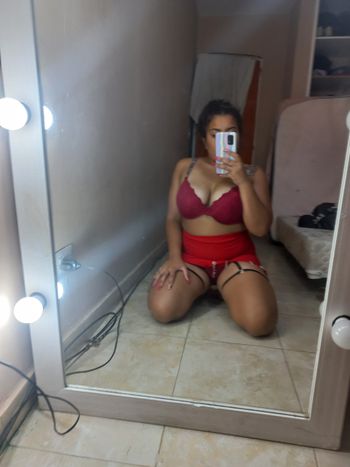 TU LATINA HOT