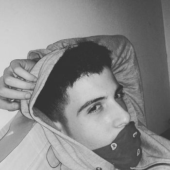 damon_hell OnlyFans - Free Trial - Photos - Socials FansMetrics