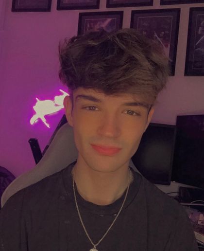 lucatwinkk OnlyFans picture