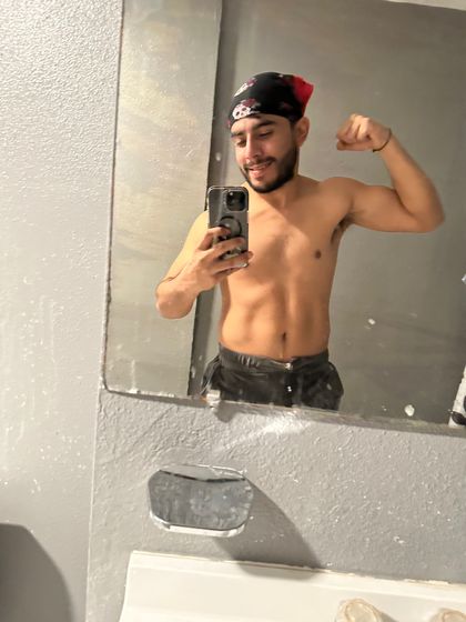 u328341492 OnlyFans picture