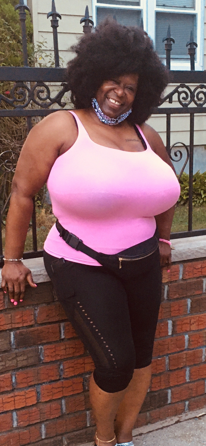 bigbustyvanessa1 OnlyFans picture