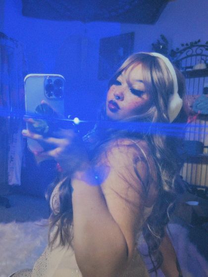 livilavaye OnlyFans picture