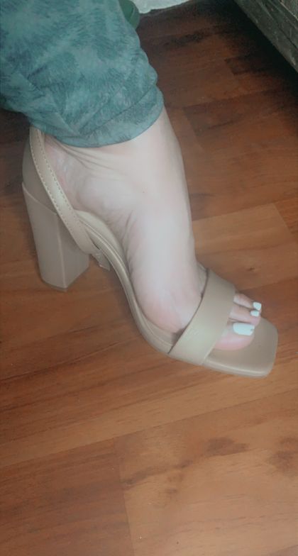 feetalloveryou OnlyFans picture