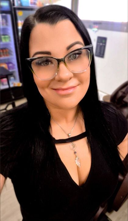 emnaughty13 OnlyFans picture