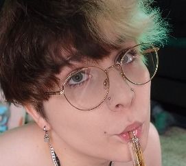 hunnypaint OnlyFans - Free Trial - Photos - Socials | FansMetrics.com