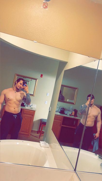 tommyfierro OnlyFans picture
