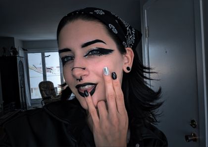mewtwolou OnlyFans picture