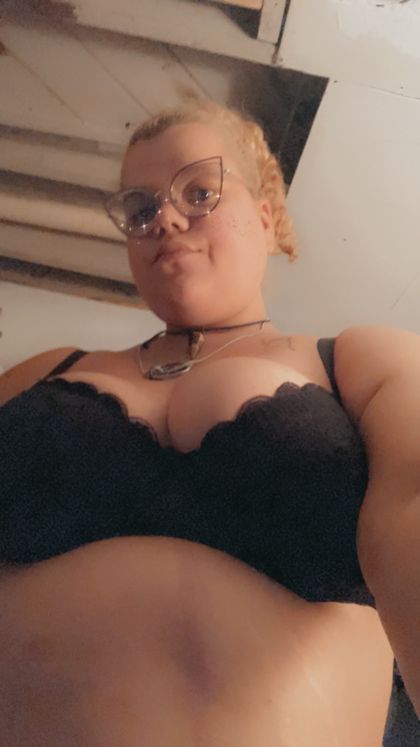 lakeycat OnlyFans picture
