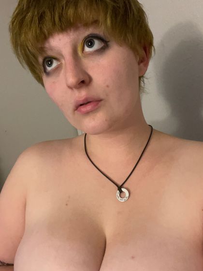 spicytunaroll39 OnlyFans picture