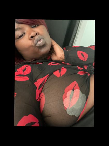 niamilkmarie OnlyFans picture