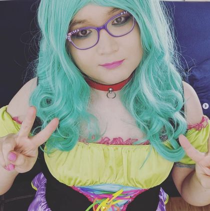 bzzitsaprilbee OnlyFans picture