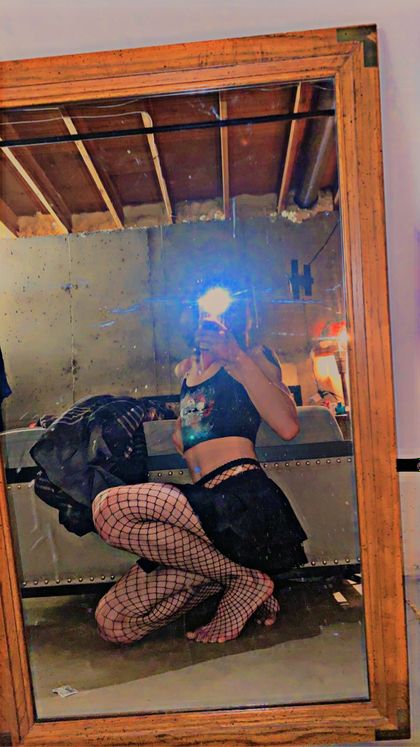 sky.studio25 OnlyFans picture
