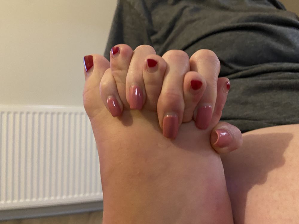 feetfeetbaby23 OnlyFans profile picture
