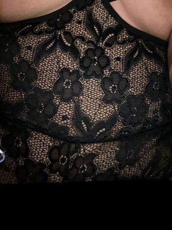 Nena’s 2 Short
