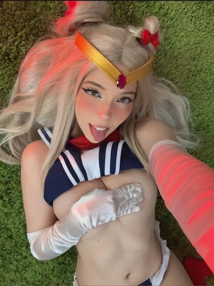 shiroluxx OnlyFans picture