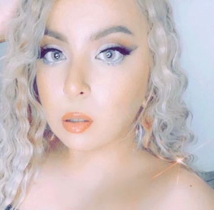 urgirlnxtdoor OnlyFans picture