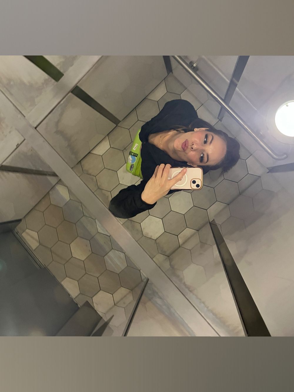 ya.thatsher OnlyFans profile picture