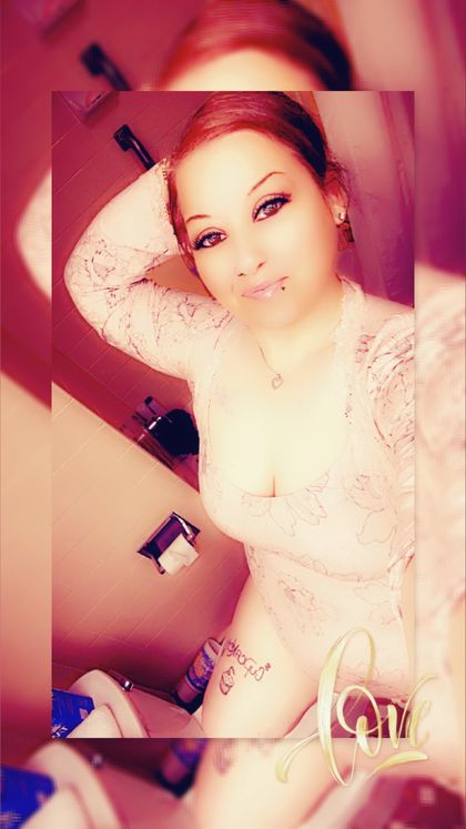 spreadlovenothate OnlyFans picture