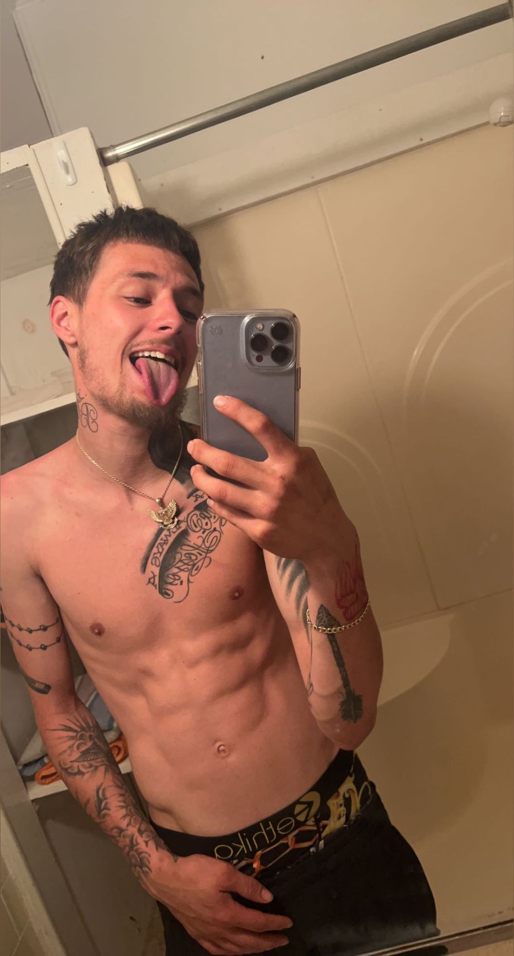 dat_hung_whiteboy98 OnlyFans profile picture