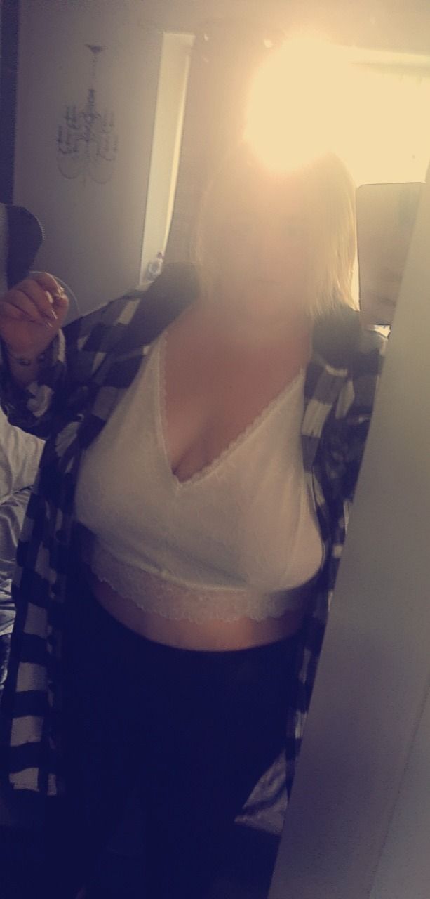 doll1998 OnlyFans profile picture