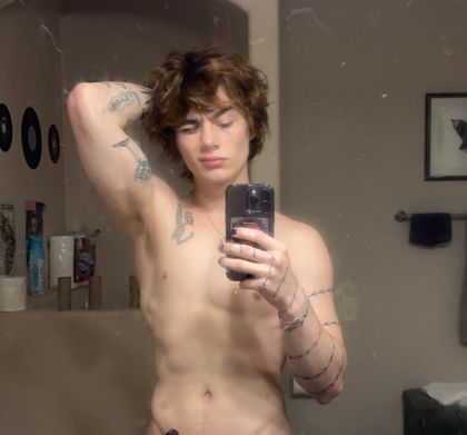 b.mckenzie OnlyFans picture