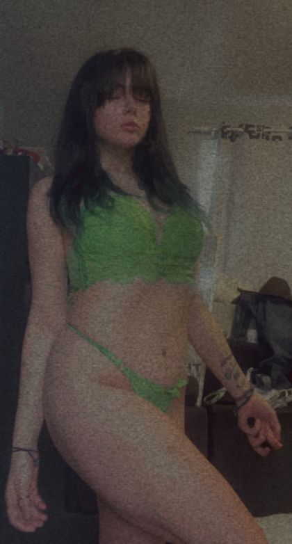 yourgothicslimeslot OnlyFans picture