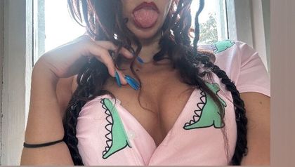 elisahappylegs OnlyFans picture